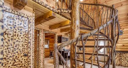 A Playful Bears Cabin #312