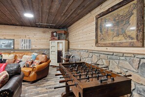 Cabana, várias camas (Buckhorn Lodge #3115) | Sala de jogos