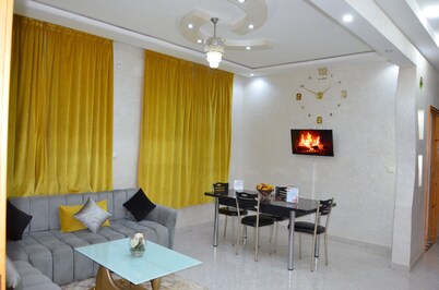 Apartment with fountain