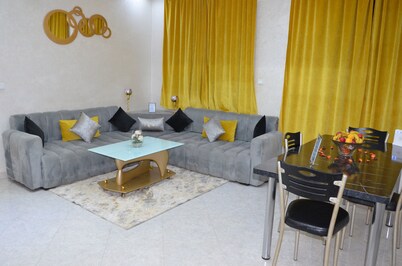 Apartment with fountain