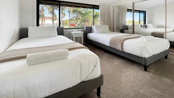 5 soverom, skrivebord, strykejern/-brett og wi-fi