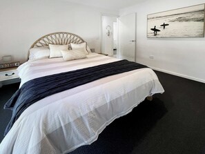 3 soveværelser, skrivebord, strygejern/strygebræt, Wi-Fi