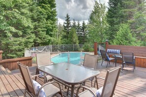 Outdoor dining - ⛳ L'Eden - Golf- Swimming pool (June to Sept) - SPA -Billard (Mont-Blanc)