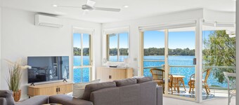 Spinnakers Reach Unit 9