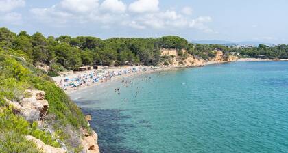 Apartment 'Cap Roig, Appartement Duplex' with Shared Pool, Private Terrace and Balcony