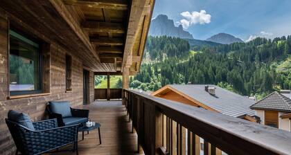 Villa Sofia Ferienwohnung 'I' mit Bergblick, privater Terrasse und WLAN