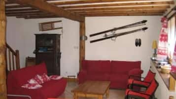 Télévision, chaîne hi-fi