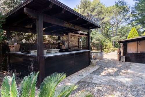 Villa 'Lorenz' mit privater Terrasse, privatem Garten und Klimaanlage