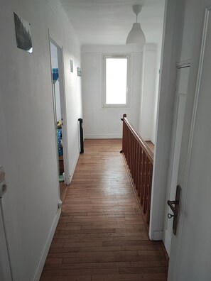 Interior - Detached house (Franconville)