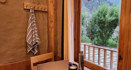 Hipostel Cottages Laida