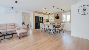 Living area - Stunning home in Donji Prolozac (Donji Prolozac)