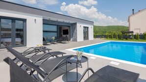 Pool - Stunning home in Donji Prolozac (Donji Prolozac)