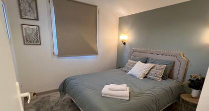 NEUF CDG Arena Paris Nord Parc d'Exposition
Disneyland Parc Asterix