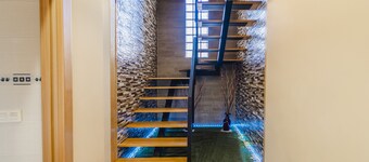 Country House 'Nueve Villas' with Private Garden and Wi-Fi