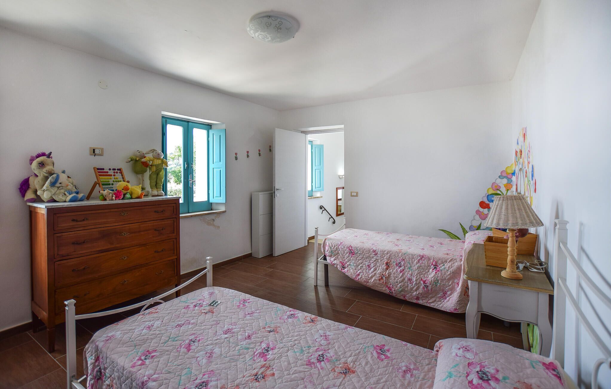 2 camere, Wi-Fi gratuito