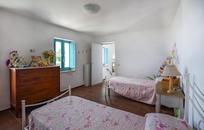 2 bedrooms, free WiFi
