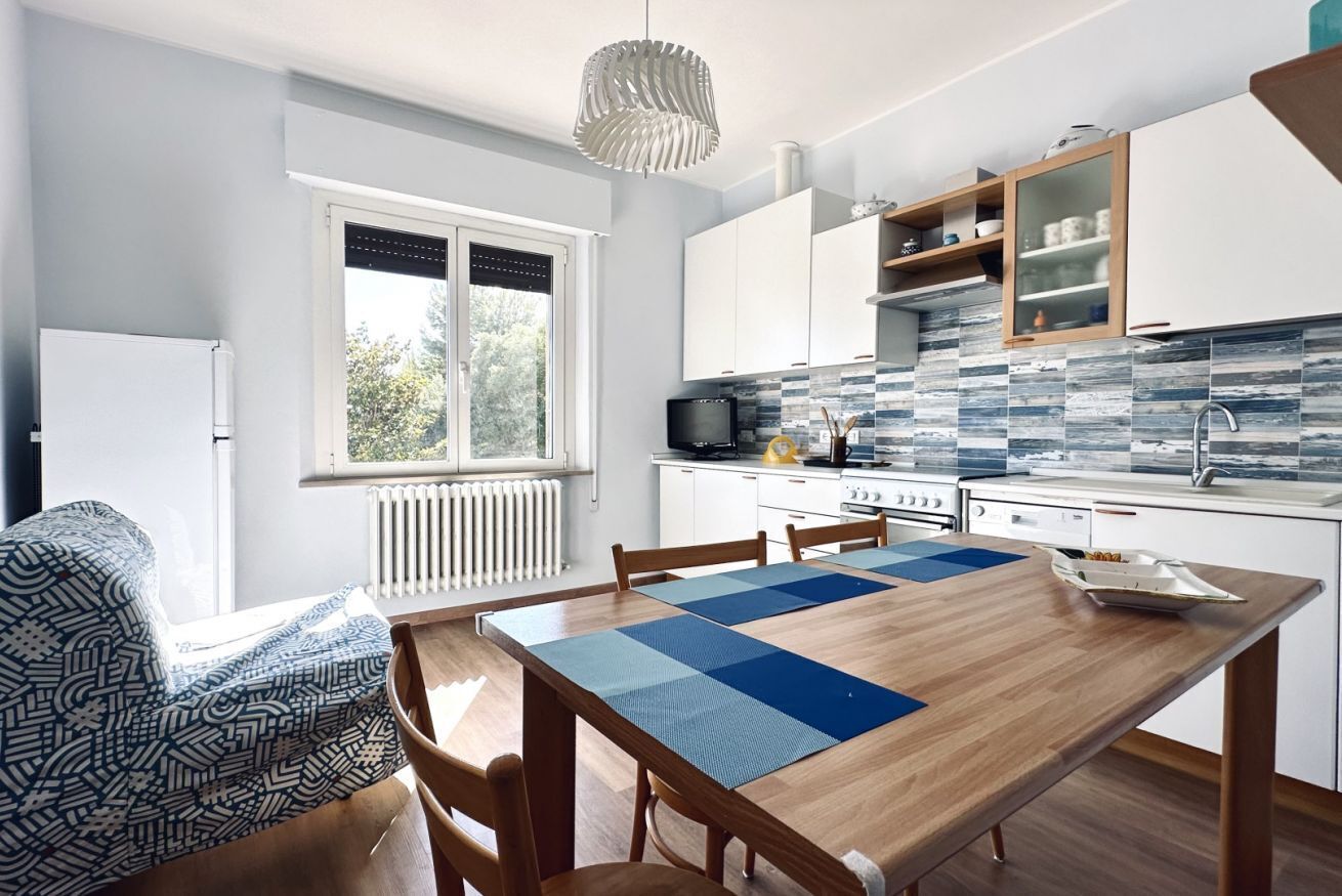 Fridge, oven, dishwasher