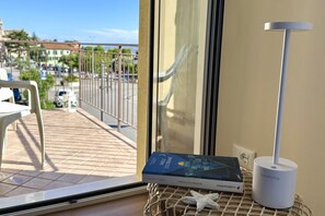 Interior - S340 - Sirolo, new two-room apartment in the center with parking space (Sirolo)