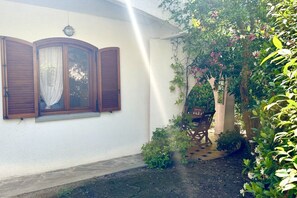 Terrace/patio - M409 - Marcelli, delightful three-room apartment with garden (Marcelli)