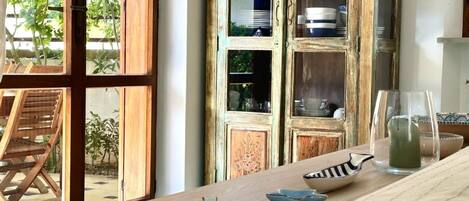 تناول الطعام