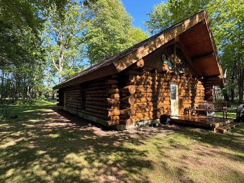 Hobby Farm Cottage