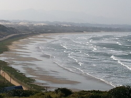 Surf. Kite Surf. Baleias.trilhas. Segurança. Paz