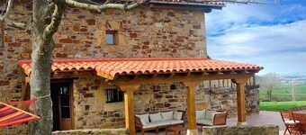 Country House 'La Casa Del Chileno' with Sea View, Private Terrace and Private Garden