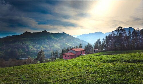 Country House 'Mugidos Lejanos' with Sea View, Private Terrace and Private Garden