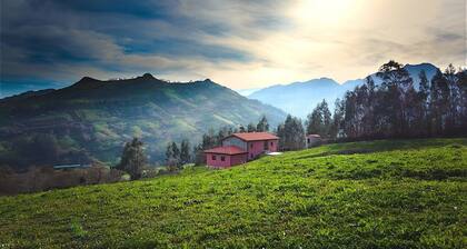 Country House 'Mugidos Lejanos' with Sea View, Private Terrace and Private Garden