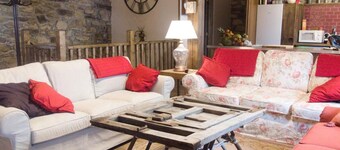 Country House 'Mugidos Lejanos' with Sea View, Private Terrace and Private Garden