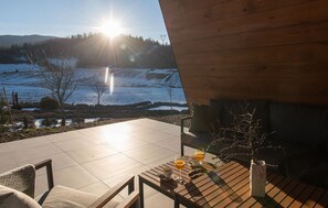 Terrace/patio - Nice home in Sunger with sauna (Sunger)