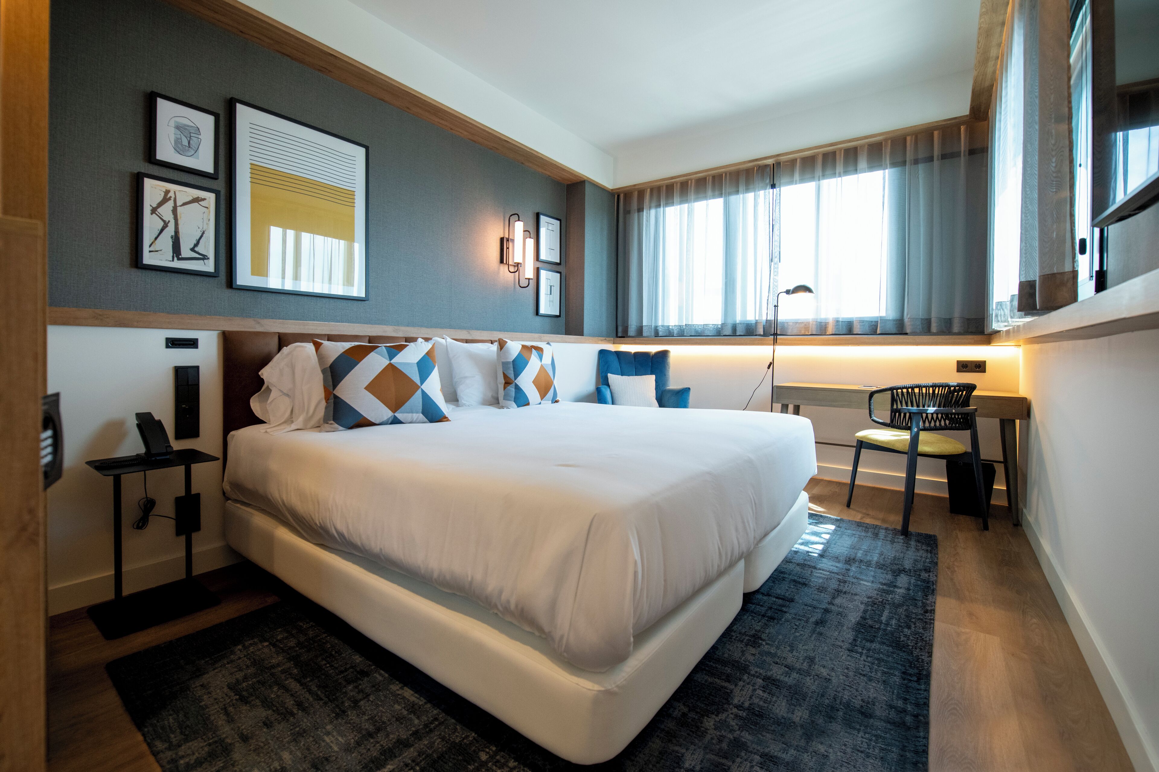 Minibar, Wi-Fi gratuit, draps fournis