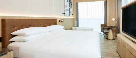 Superior Room, 1 King Bed, City View | Premium bedding, down comforters, minibar, in-room safe