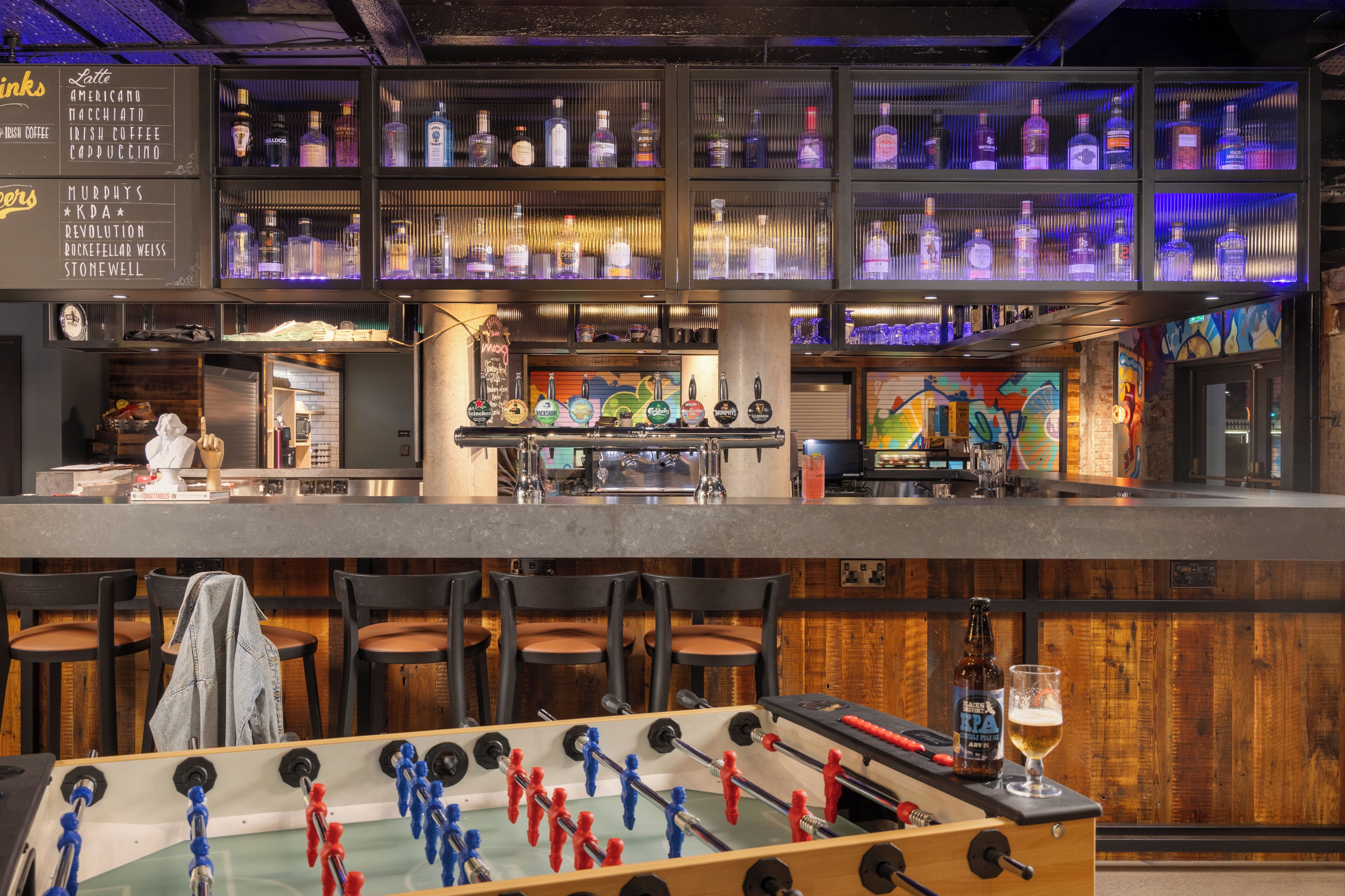 Foto - Moxy Cork