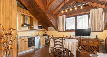 Apartment 'Cambolino' with Mountain View, Private Terrace and Wi-Fi