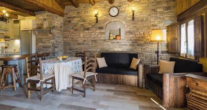 Apartment 'Cabaña Vegara' with Mountain View, Private Terrace and Wi-Fi