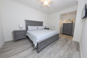 4 habitaciones, tabla de planchar con plancha y wifi gratis 