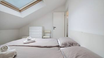 2 chambres, fer et planche Ă  repasser, Wi-Fi gratuit, draps fournis