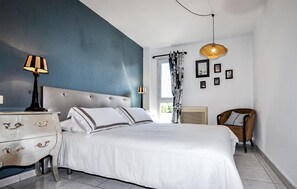 1 Schlafzimmer, Reisekinderbett, kostenloses WLAN, Bettwäsche