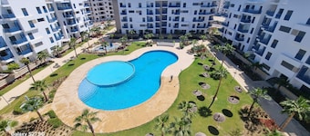Martil - Luxury, Swimming pools, Beach 2min, Seaside residence closed