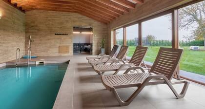 Country House 'Casa Rural Nogalia' with Private Terrace, Private Garden and Wi-Fi