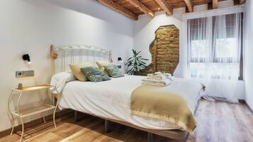 8 chambres, fer et planche Ă  repasser, Wi-Fi gratuit, draps fournis