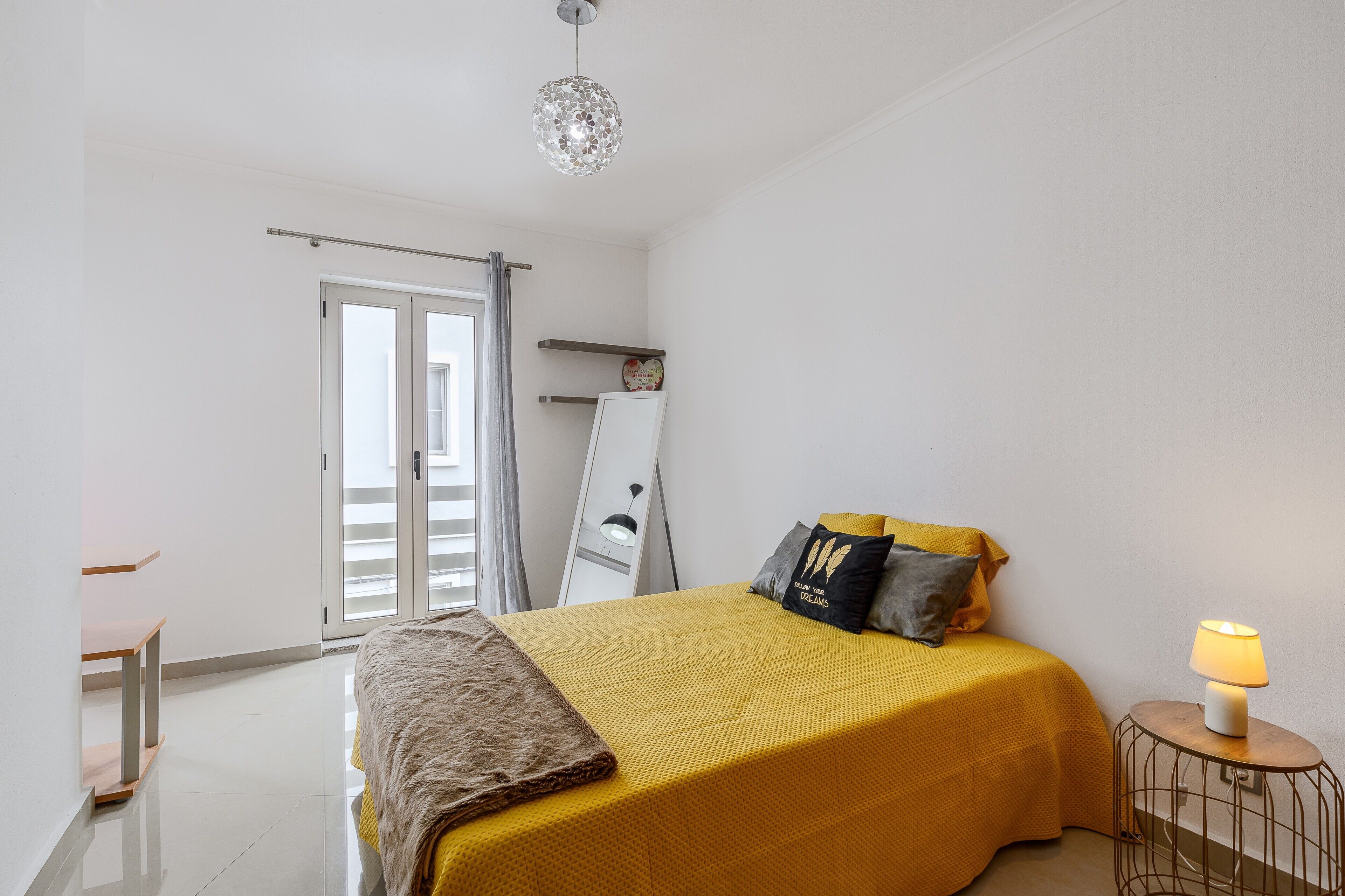 3 bedrooms, free WiFi, bed sheets