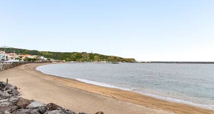 Holiday Home 'Vista Das Estrelas M4' with Sea View, Wi-Fi and Air Conditioning