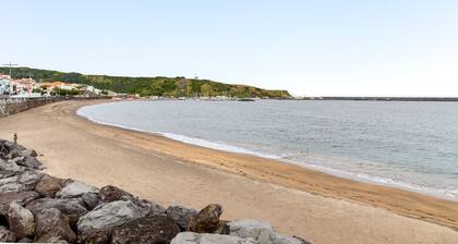 Holiday Home 'Vista Das Estrelas M4' with Sea View, Wi-Fi and Air Conditioning