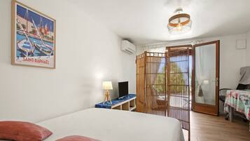 1 chambre, fer et planche Ă repasser, Wi-Fi gratuit, draps fournis