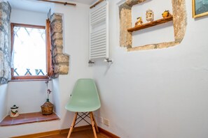 Interior - GuestHost - Rapolano Terme Historic Center Studio! (Rapolano Terme)