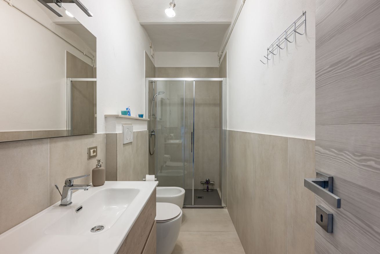 Doccia, asciugacapelli, bidet