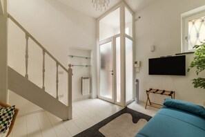 Interior - Piazza dè Renzi Duplex Apartment (Roma)