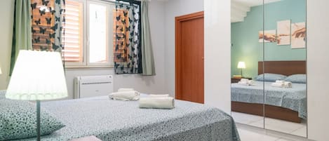 2 間睡房、熨斗/熨衫板、Wi-Fi、床單